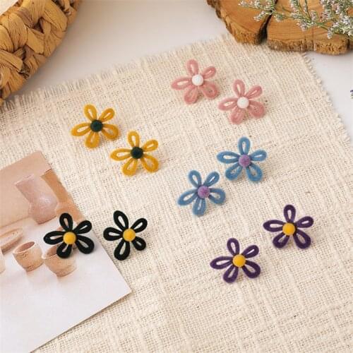 2020 New Arrival Winter Plush Jewelry Flowers piercing Women Earrings Vintage Fashion Colorful Flower Petal Earrings