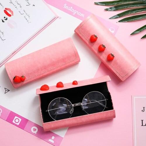 New 1PC Girls Portable Glasses Box PU Leather Strawberry Cartoon Reading Eyeglasses Sunglasses Protective Case Eyewear Protector