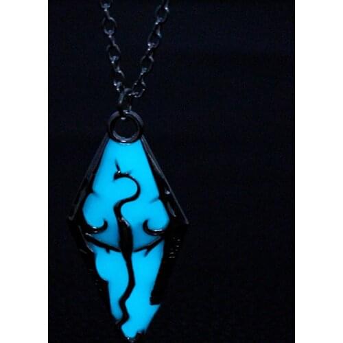 Dongsheng Fashion Jewelry Luminous Dragon Pendant Necklace Bijouterie The Elder Scrolls V Skyrim Cosplay Gift for Women Men Fans