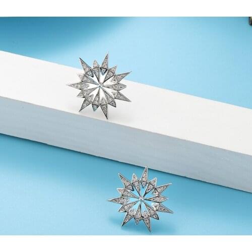 Stud Earrings for Women 2020 Moon Star Korean Earrings Charms Classic Glitter Round Jewelry Star Fashion Trend Banquet E9651