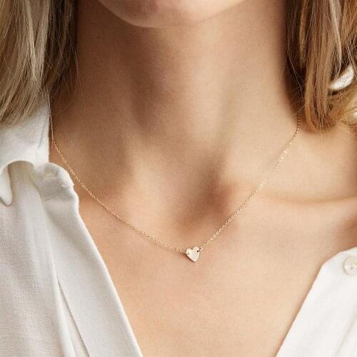 Simple Clavicle Chain Necklace Women Minimalist Elegant Stainless Steel Heart Love Charm Pendant Necklace Jewelry