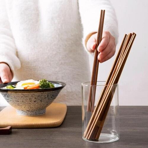 10Pairs Japanese Chopsticks Non-Slip Durable Wooden Hot Portable Sushi Chop Sticks Set Chinese Chopstick Learner Gift