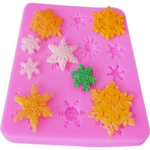 ANGRLY Hot Selling 3D Beautiful Christmas Snowflake Shaped Silicone Cake Mold Fondant Cake Decorating Tools Kitchen Baking