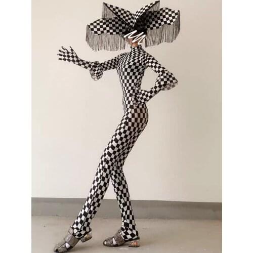 Nightclub bar Ds lead dancer GoGo costume Halloween black and white grid fringed mysterious headgear jumpsuit