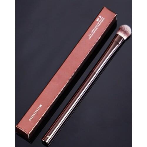 Hourglass ALL OVER EYE SHADOW BRUSH No.3 - Metal dark-Bronze Handle Base Eyeshadow Shape Blending Cosmetics Beauty Tools