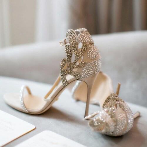 Romantic Women Rhinestone Suede Carved Bridal Sandals Ladies Patched Colors Crystal Leaves Cover Heel Gladiator Open toe Shoes