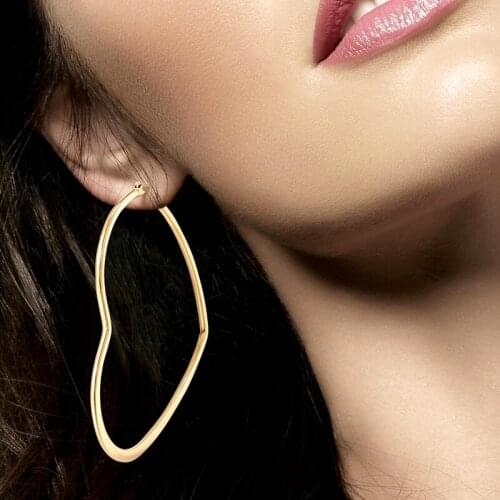 Fashion 1 Pair/Peach Heart Type Geometric Earring Personality earrings circle Jewelry Womens Simple Jewelry Pop Party Ear ring