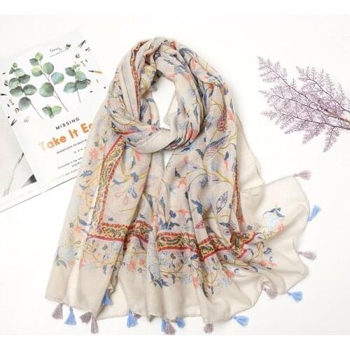 Luxury Brand Scarf Womens Fashion Ladies Beige Scarves Cotton Floral Printed Wraps Shawl Beach Travel Accessories