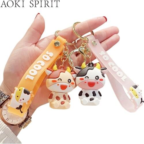 2021 New Cow Keychain Cute Cartoon Lucky Cow Couple Accessories Key Ring Mobile Phone Backpack Car Pendant Gift for Friends