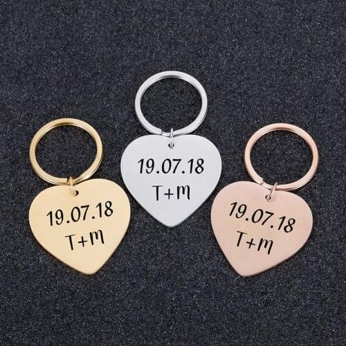 Custom Keychain For Car Keys Carved Initials Date Couples Accessories Stainless Steel Love Keychains Women Personalized Gift