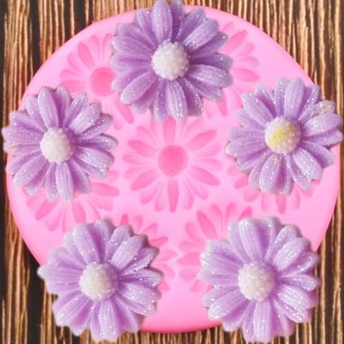 Beautiful Daisy Flower Silicone Molds Cupcake Topper Fondant Mould Cake Decorating Tools Kitchen Baking Mold Chocolate Moulds