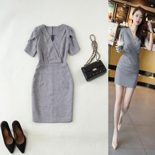 Fashion womens new spring and summer solid color high quality large size breathable Slim V-neck gray bag hip thin dress