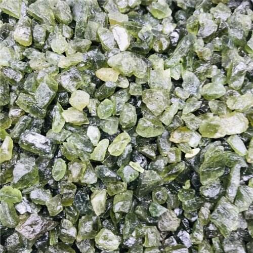 100-200 grams of natural green apatite raw stone, quartz mineral samples of raw stone