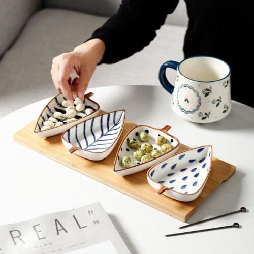 Creative Ceramic Leaf Shape Seasoning Bowl Japanese Style Small Plates Kitchen Vinegar Sauce Dishes Snack Sushi Cake Tray