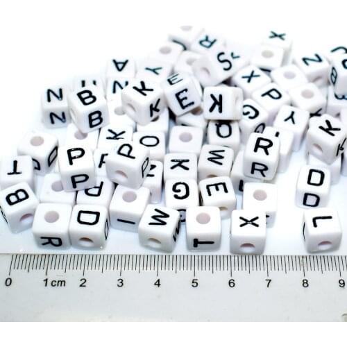 10x10mm 50pcs Random Mixed White Alphabet/ Letter Acrylic Cube Loose Beads Findings For DIY Garment Accessories