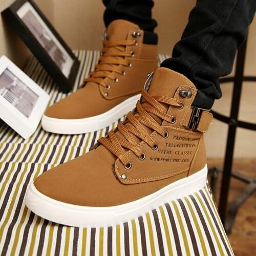 Mens Sports Shoes Autumn and Winter Warm Frosted Leather High-top Mens Shoes Plus Size 47 Retro Casual Mens Boots