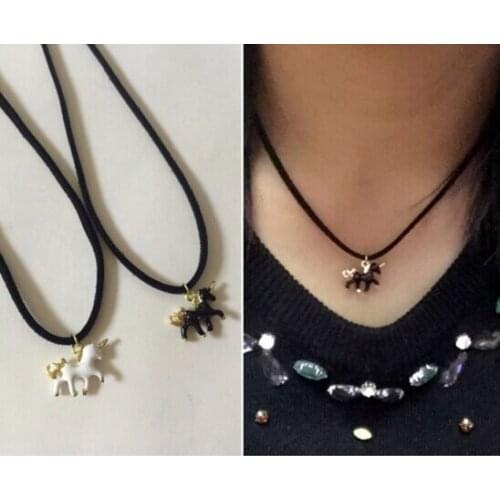 Timlee N153 Fashion The Unicorn Pegasus Horse Pendant Women Short Chain Necklace