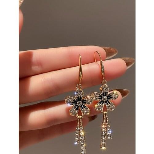 Crystal flower long tassel earrings Korean style temperament earrings 2020 trendy high-end earrings elegant Womens Earrings