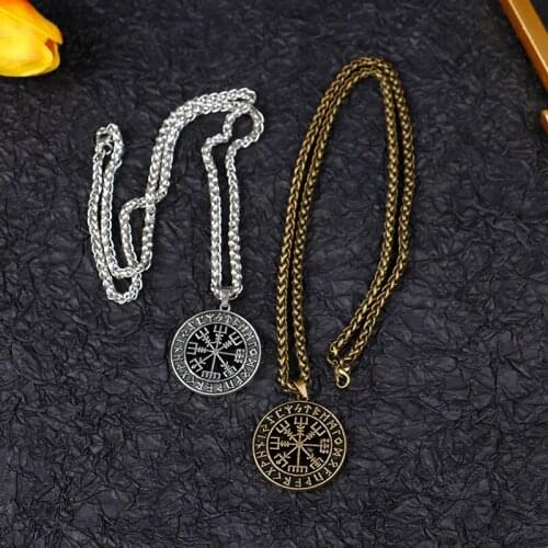 Viking Icelandic Vegvisir Helmet Horror In Runic Circle Pendant Magical Staves Compass Rune Amulet Collier Necklace