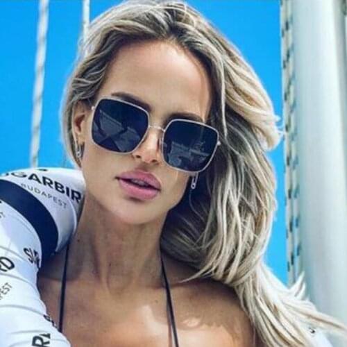 Fashion Oversized Sunglasses Women Retro Vintage Metal Sun glasses Luxury Brand Design Black Square Glasses oculos feminino