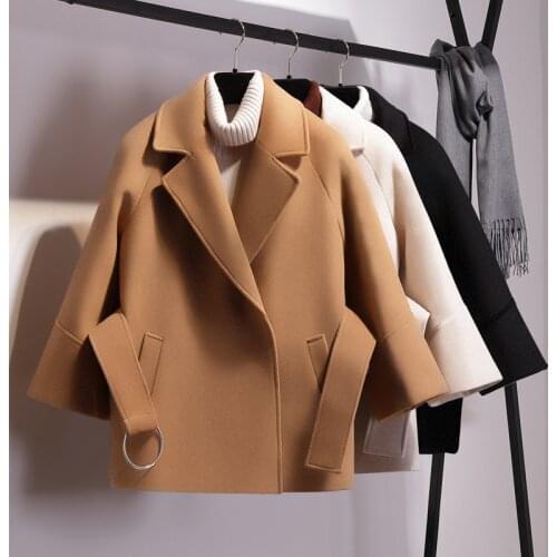 2019 Autumn Winter Women Coats Short Woolen Coat New Fashion Cape Coat Female Belt Jacket Black Khaki Apricot Plus Size Top M451
