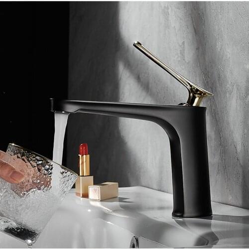 Black Gold Bathroom Faucet Basin Faucet Mixer Tap Cold and Hot Brass Basin Tap Deck Mounted Sink Faucet With Free Hose