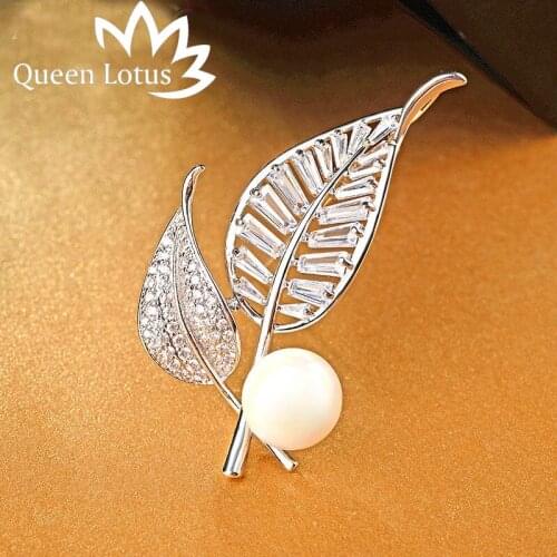 New 2017 high-end luxury ladies brooch micro-mosaic crystal rhinestones pearl leaves womens brooch accessories gift jewelry
