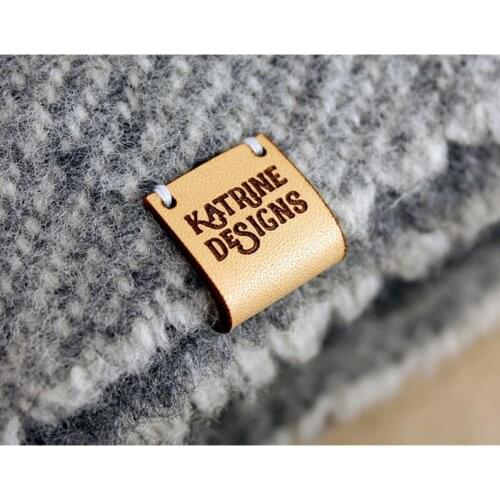 50pcs personalized leather center fold clothing Knitting Tags Sewing Crochet Garment labels Handmade Brand logo DIY items label
