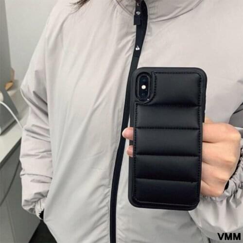 For Cotton-filled Fabric for Iphone 11 Pro Max Xs Max 12 Mini Xr X Case Hand Warm Winter Case Fashion Black Cool Cover
