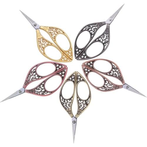 LMDZ 1Pcs Classical Pattern Retro Small Scissors European Scissors Art Metal Carved Gardening Scissors for Home Sewing