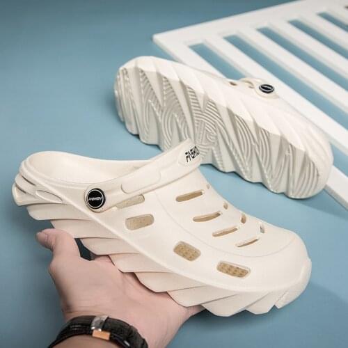 Outdoor Beach Comfort Slippers for Men 2021 Brand New High Quality EVA Mens Designer Sandals Summer Platform Sandals