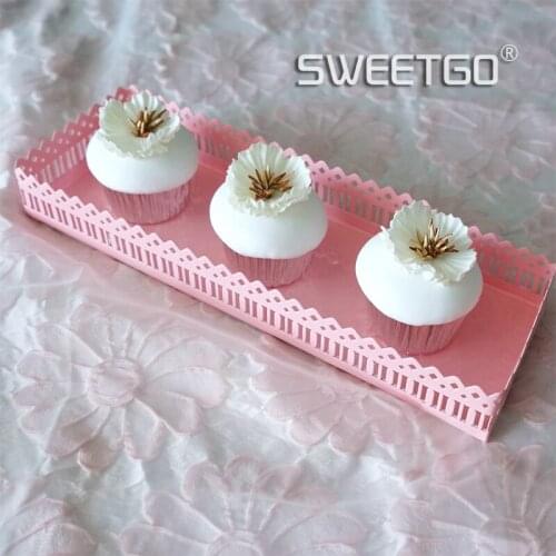 Pink Metal Cake Display Tray Rectangle Cupcake Plates Lace Edge Bread Cooking Tools Home Party Event Table Food Dessert Tray
