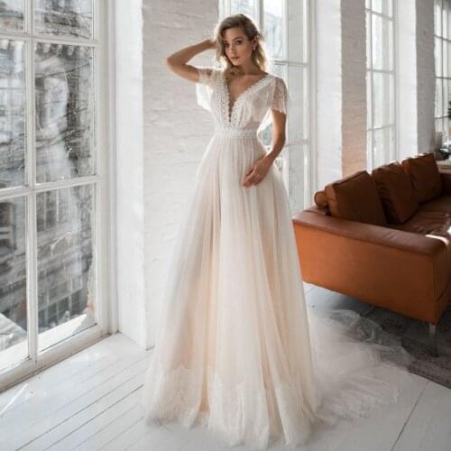 New Arrival 2021 Charming Blush Lace Bridal Wedding Dresses V Neckline Short Sleeves Wedding Gowns for Bride Backless On Sale