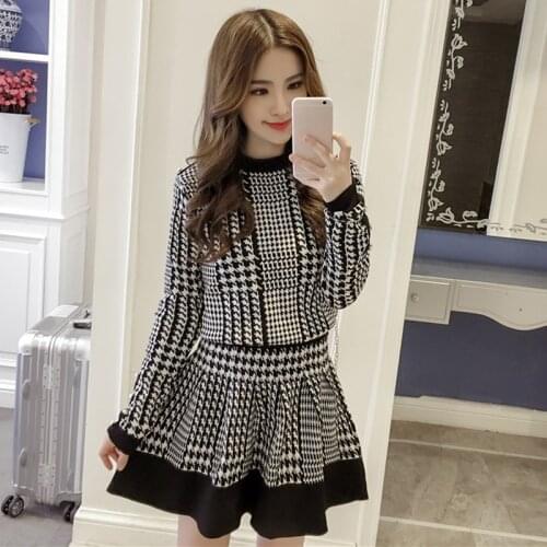 Houndstooth Plaid Sweater Skirt Suit Women 2 Piece Set Long Sleeve Vintage Matching Set O Neck Button Knit Mini Skirt Set A068