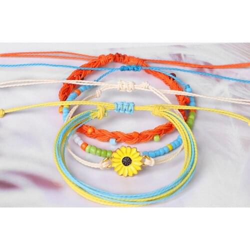 Handmade Daisy Rope Bracelets Waterproof Adjustable Boho Bracelets Set Braided String Hawaii Jewelry Gifts for Women Teen Girls