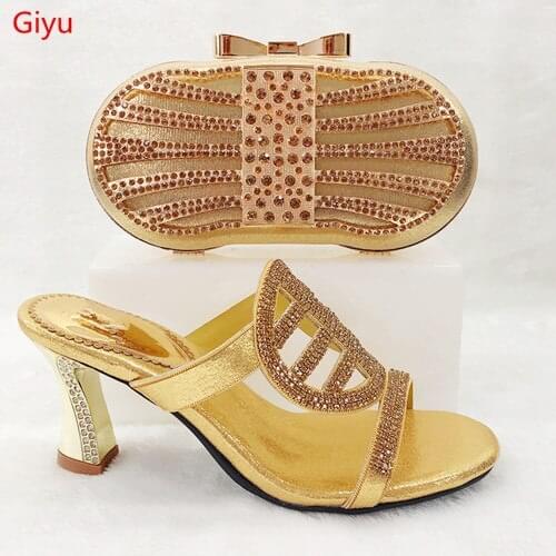 Giyu Women's Silver Bags