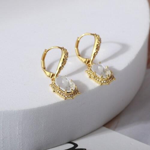 Inlaid shiny cut rhinestone earrings gold-plated temperament womens stud earrings