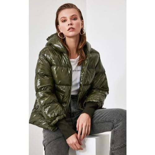 Trendyol Ribana Detailed Bright Inflatable Coat TWOAW20MO0014