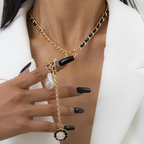 Fashion Trendy Link Chains Baroque White Imitation Pearl Choker Metal Leathers Bib Necklace Jewelry for Charm Women Necklaces