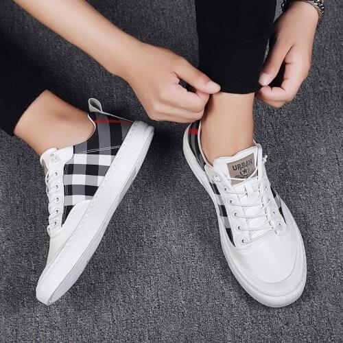 Dropshipping Men Vulcanized Shoes New Low-top Breathable Canvas Shoes Leather Sneakers Male Flats Mens Casual Shoes