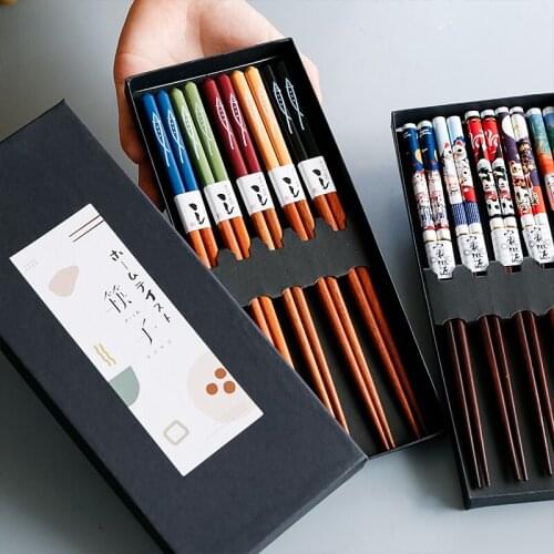 High quality bamboo chopsticks 5 pairs gift box with solid wood non-slip and mouldproof household pointed chopsticks