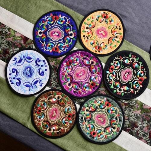 10pcs Round Embroidered Cloth Coasters Vintage Ethnic Floral Design Teacup Mat Dining Table Placemat Cup Mats Pads Kitchen Decor