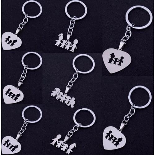 Love Family Son Daughter Keychain Stainless Steel Heart Pendant Boys Girls Mothers Fathers Keyring Gifts For Mom Dad Key Chains