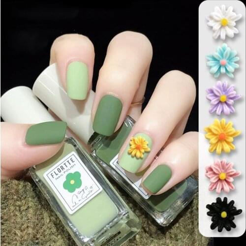 Summer New Small Daisy Nail Art Decorations Mixed Candy Color Resin Flowers Nail Jewelry Small Fresh Style 3D Manicure Design
