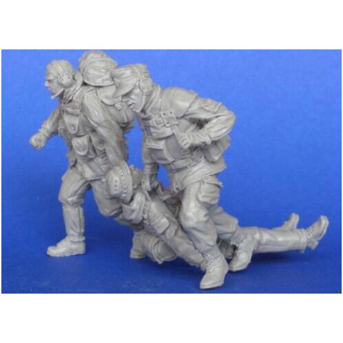 1/35 Resin Model Building Kit Figure Injured soldier