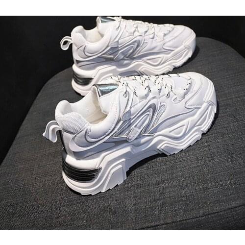 2021 autumn new all-match old shoes womens sports shoes new Hong Kong style super fire casual shoes women