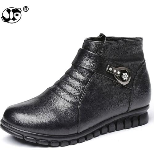 Winter fashion Genuine leather Women snow Boots elderly mother warm boots female boots thick shoes flat comfortable old shoes
