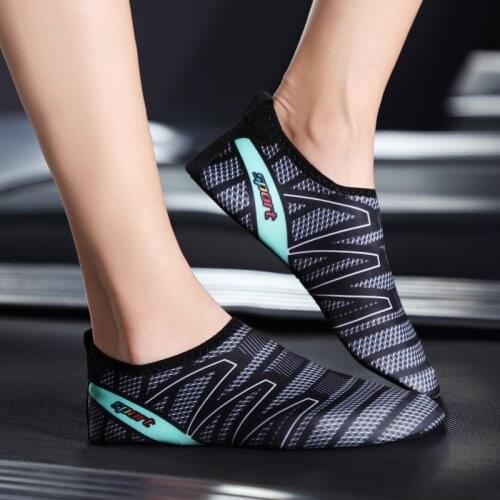 Wading Shoes Super Soft Elastic Sea Rock Non-slip Outdoor Yoga Gym Fitness Men Women Drift Surfing Beach Travel Indoor floor