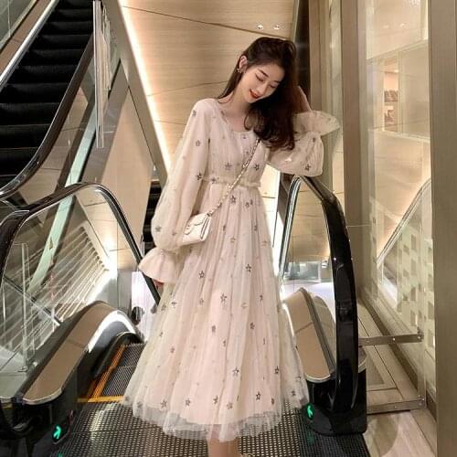 Bella Philosophy 2020 Spring Women Star Square Collar Dress Lady Butterfly Sleeve Party Dress Female A-line High Waist Vestido