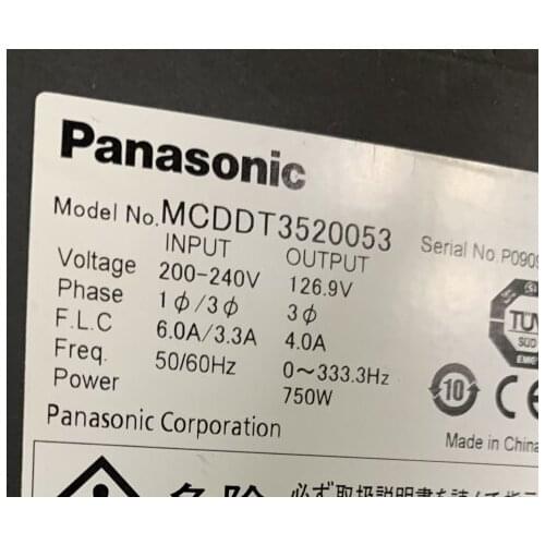 MCDDT35200053 servo driver , used in good condition . 80% appearance new , good working , free shipping